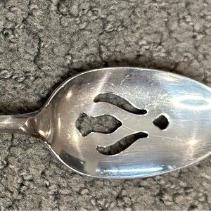 Vintage Jardinera Flower Pattern Stainless USA Silverware Slotted Spoon 7.75”
